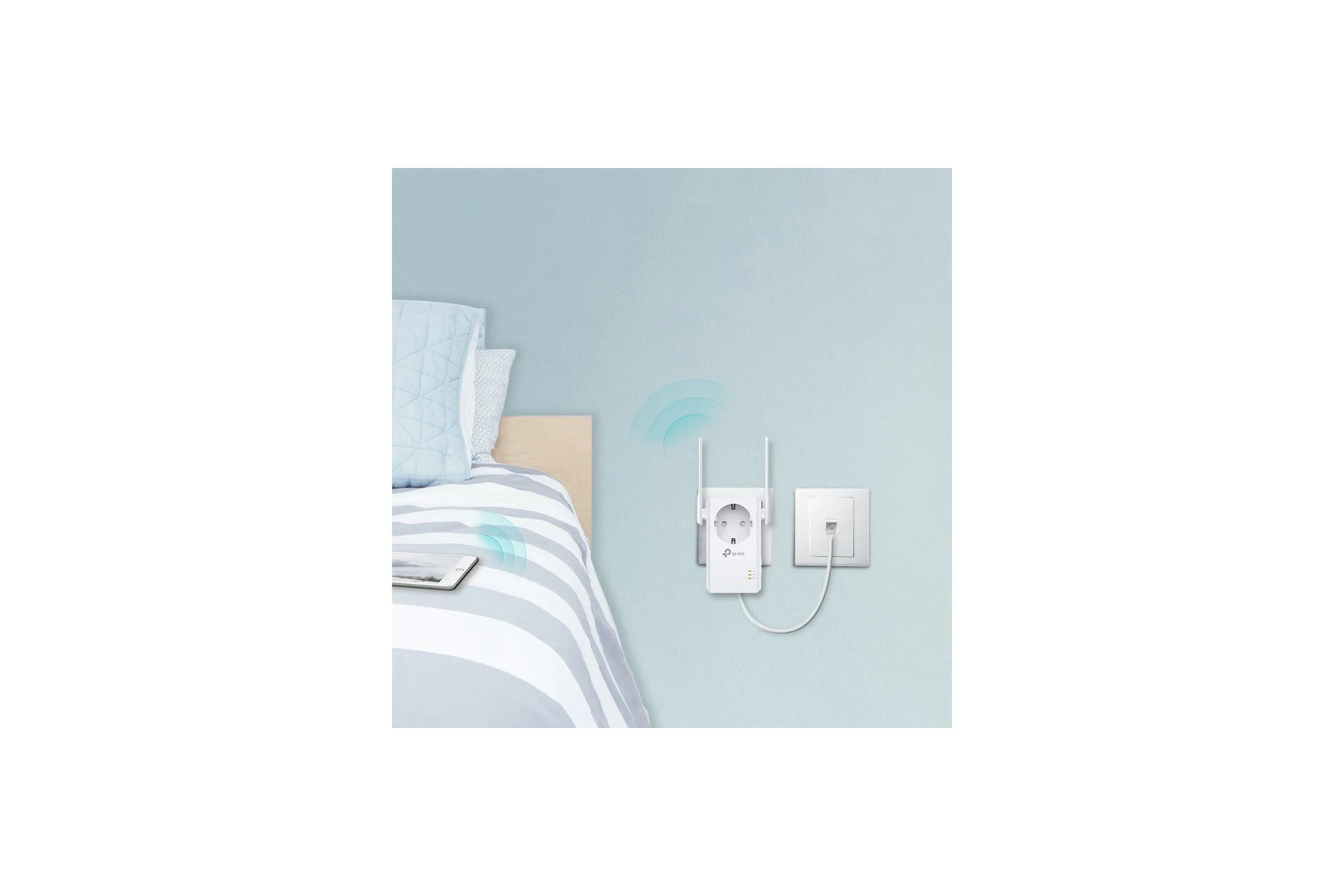 TP-LINK TL-WA860RE, Wi-Fi Усилитель, 300Mbps, со встроенной розеткой, 2.4GHz, 802.11n/g/b