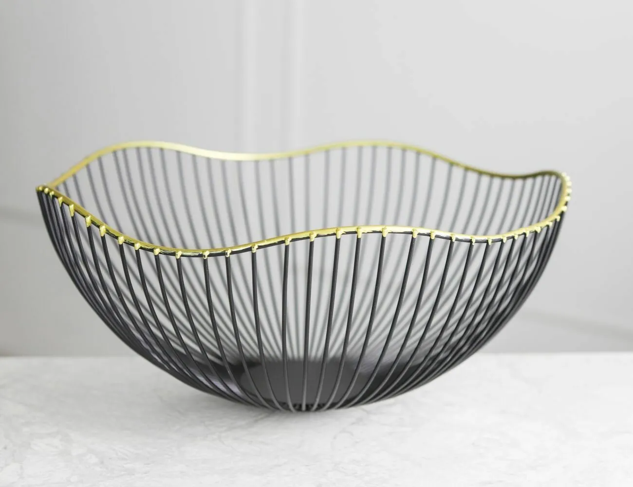 Ваза для фруктов «Сплетение», 25×25×10, бронзовая