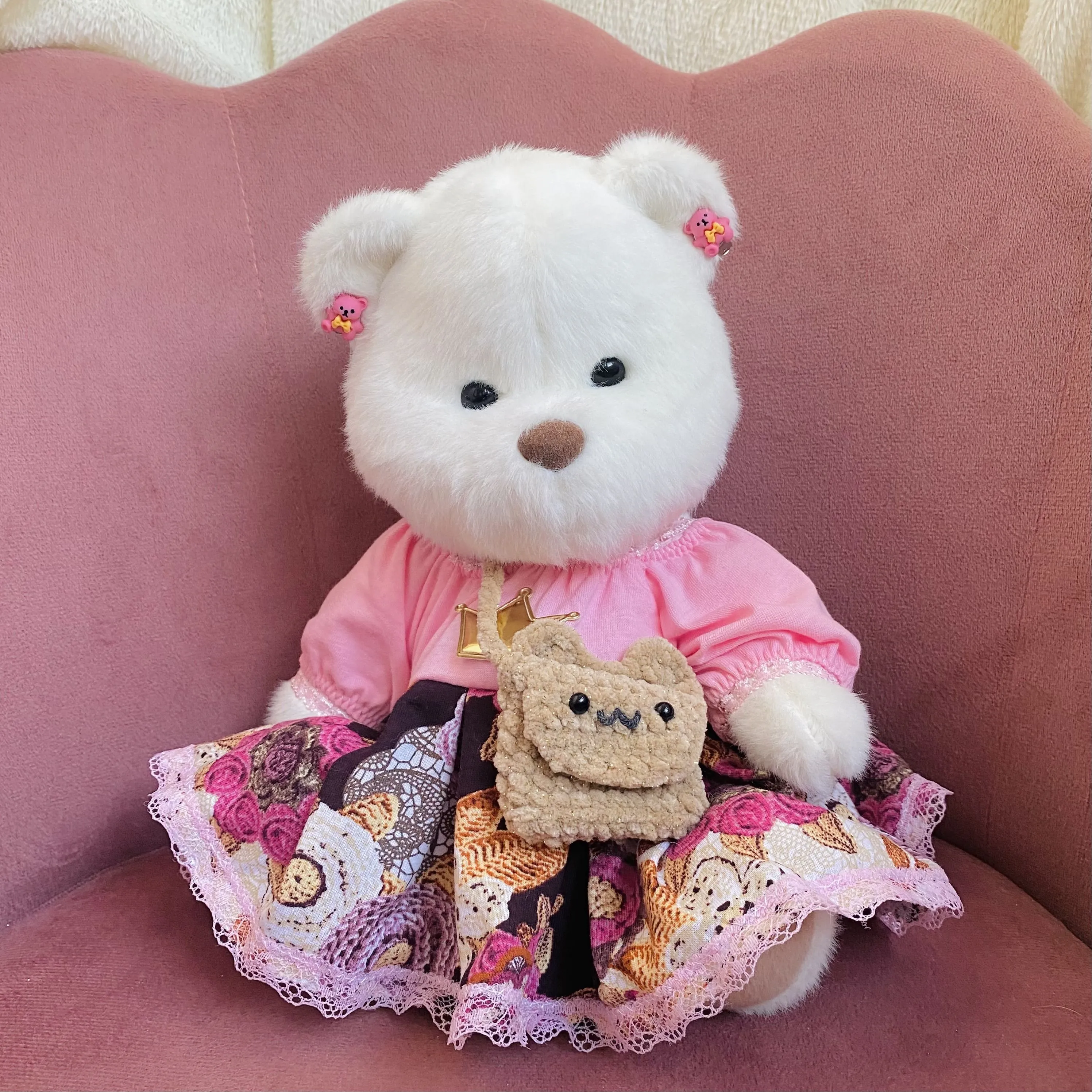 игрушка мишка в платье