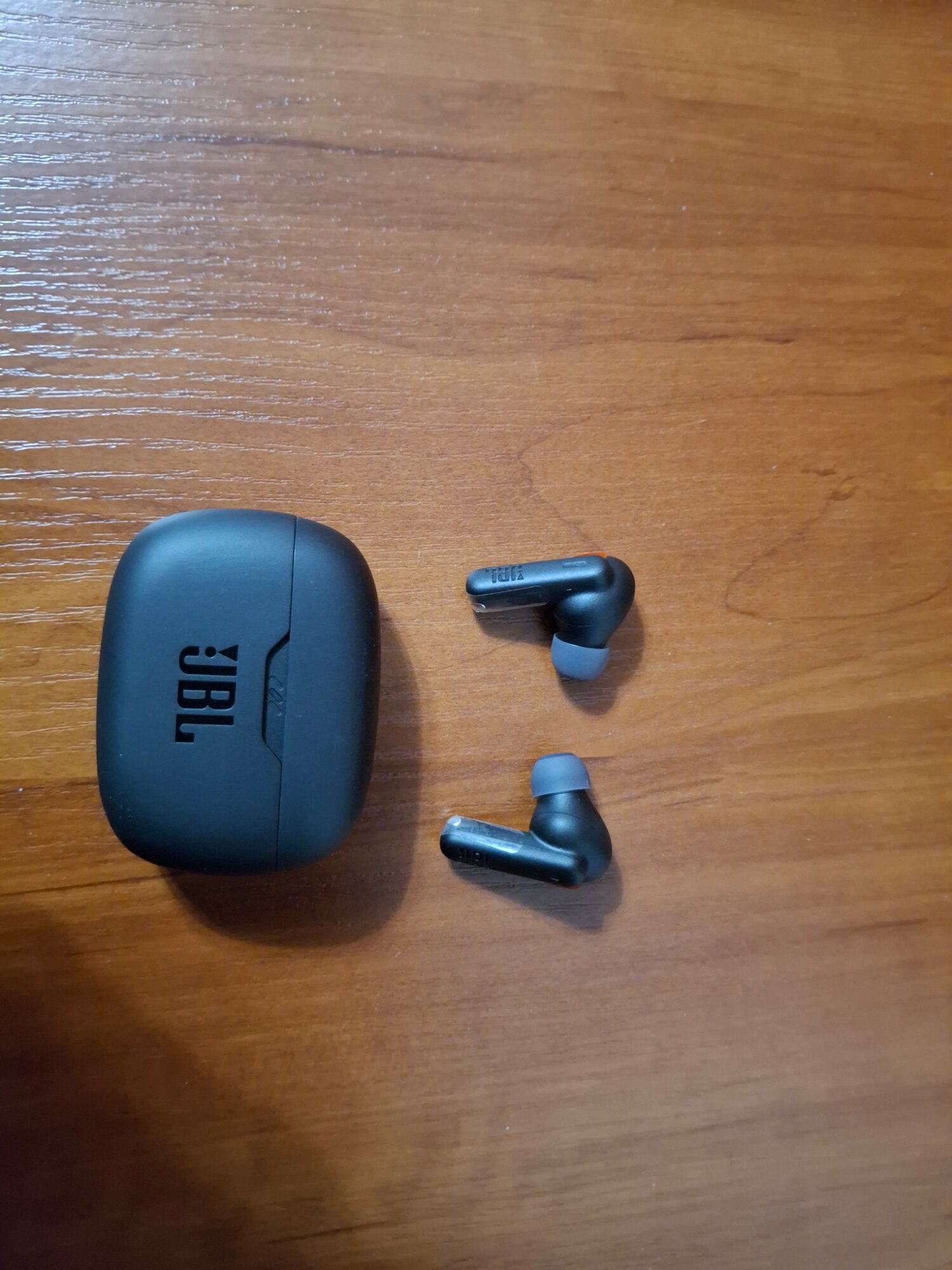 Наушники bluetooth JBL Wave 300 TWS (черный)