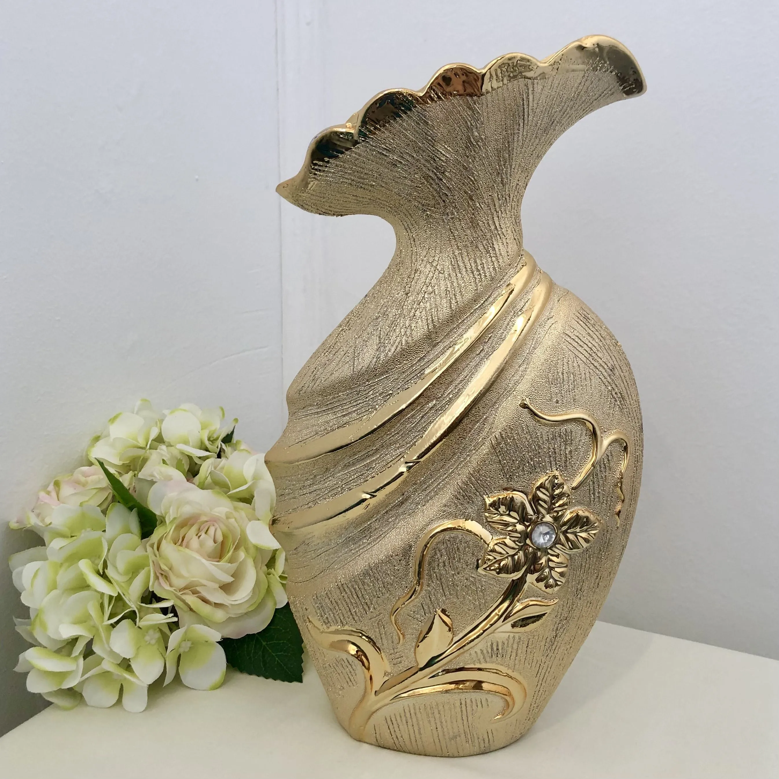 Ваза Фигурная 29×8×14см керамика изумрудная с золотом (1шт)